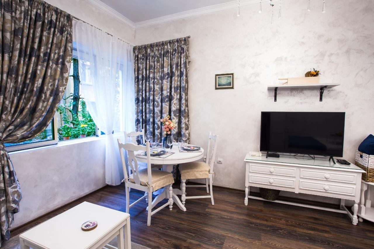 Top Center Designer Studio 1 Minute To Ndk&Vitosha By Flat Mаnager โซเฟีย ภายนอก รูปภาพ